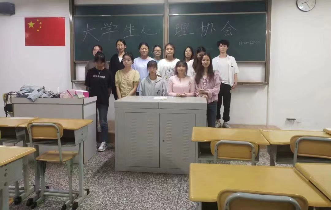 154E0